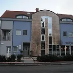 Appartement And Oliviers Moravske-Toplice