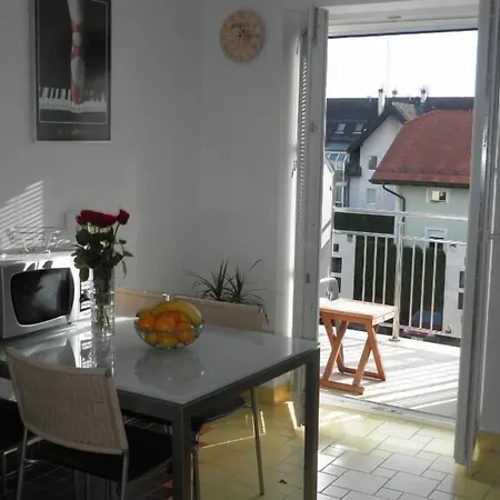 And Oliviers Apartman