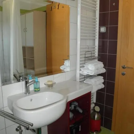 Apartman And Oliviers Alsómarác