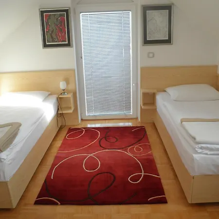 Apartman And Oliviers Alsómarác