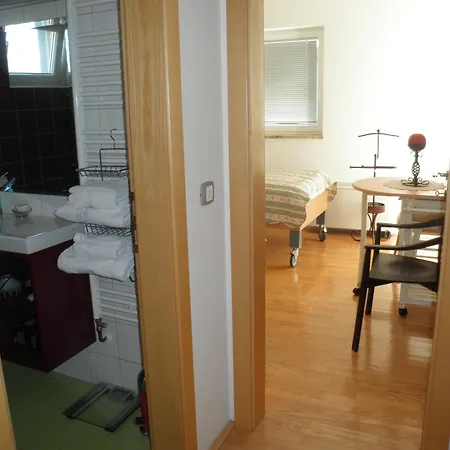 Apartment And Oliviers