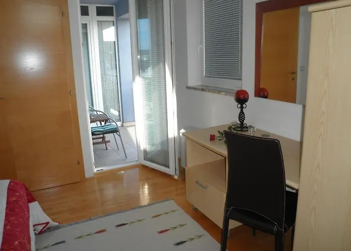 Apartamento And Oliviers *