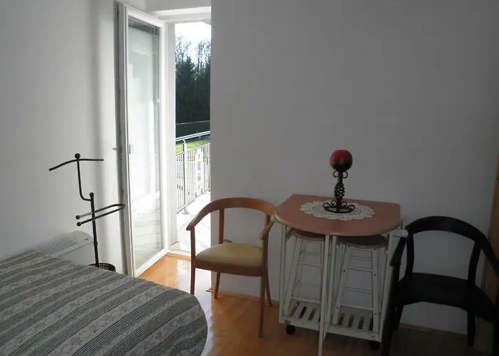 And Oliviers Моравске-Топлице