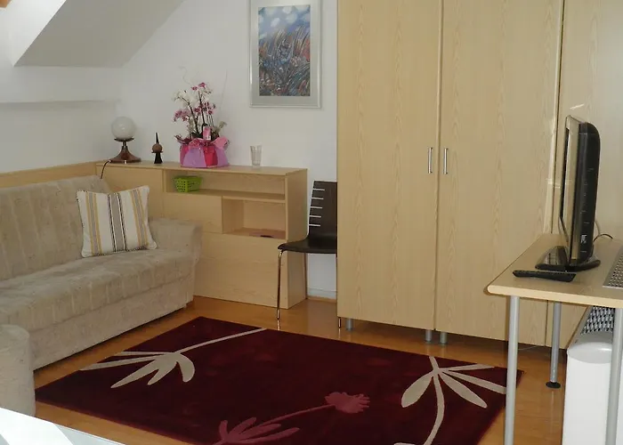 Apartamento And Oliviers *